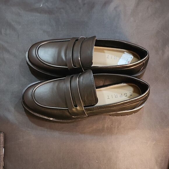 BRAND NEW SPRIT WOMEN'S SAGAN FAUX LEATHER LUGGED SOLE PENNY LOAFERS - Picture 7 of 16